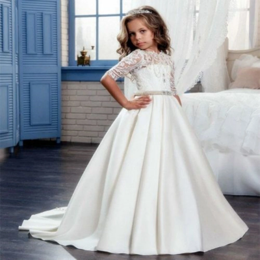 

Flower Girls Dresses 2023 O-Neck Hi-Lo Tulle Kids Wedding Party Dress Applique Feather Puffy A-Line Girl Princess Gowns