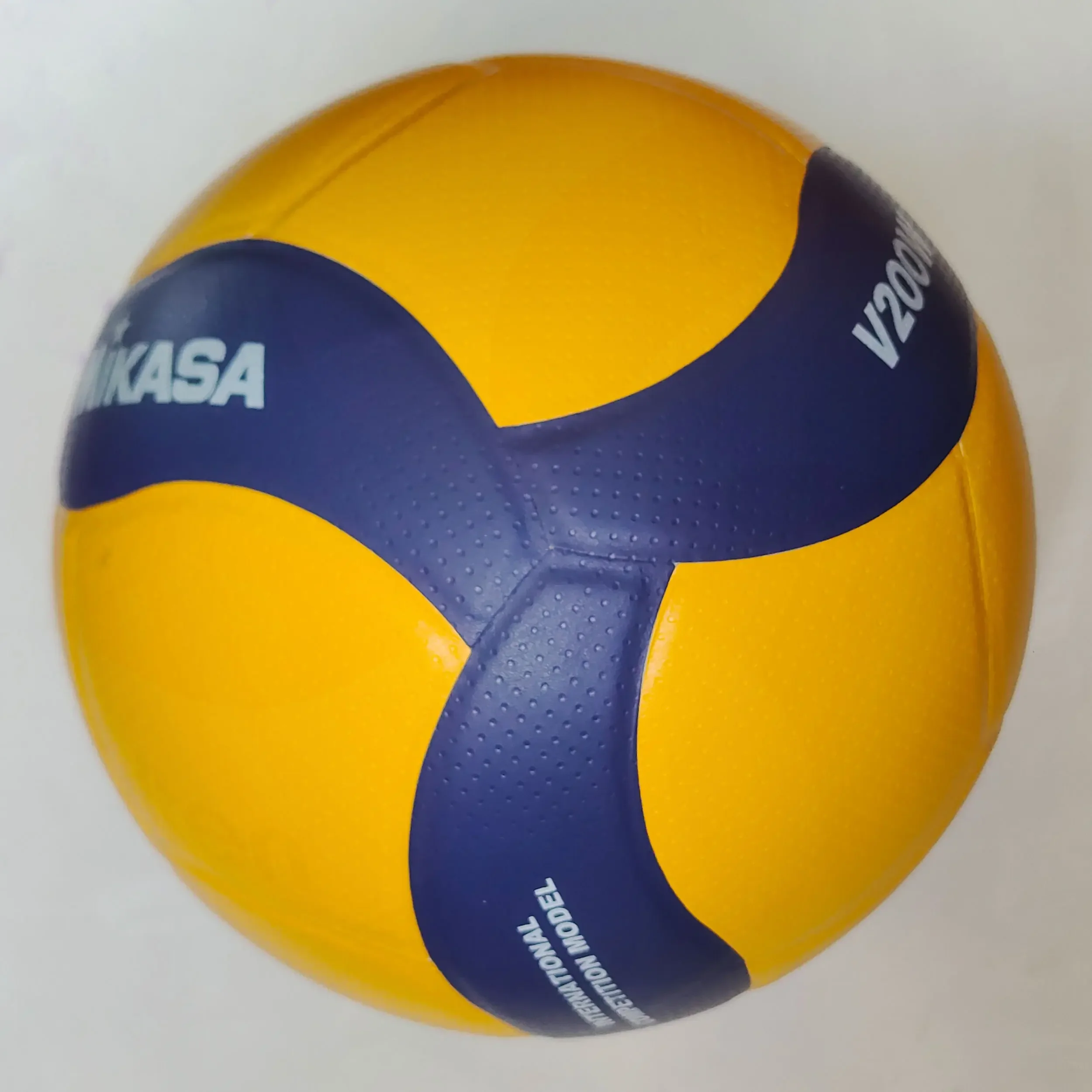 Indoor Outdoor Volleyball Leather PU/PVC Soft Beach Volleyball Hard V300W/V200W/MVA300/MVA200 Ball