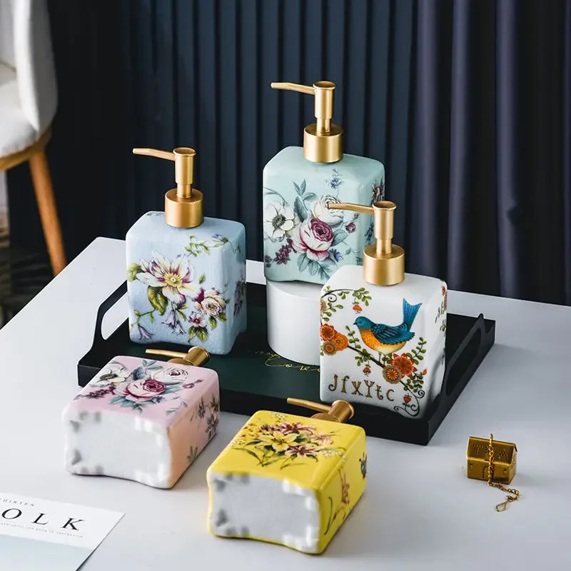 

Керамическая бутылка для лосьона в китайском стиле с цветами и птицами, цветной контейнер для мыла, диспенсер для шампуня и душа, аксессуары для ванной комнаты и дома