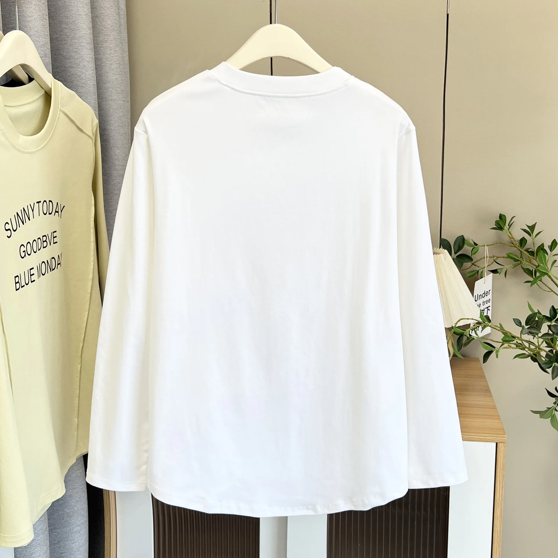 Fashion Plus Size Women's T-Shirt Autumn New Style Basic three-dimensional Cut Printed Letter Long Sleeved Tops 662