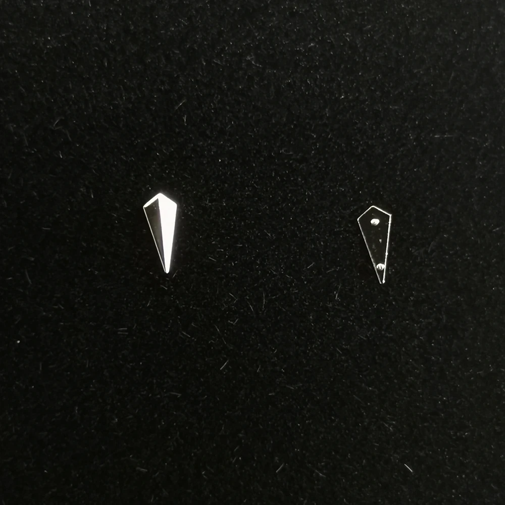 Watch dial hour index 3D pyramid shape metal pin 1.5mmx3.5mm 1.5mmx3mm
