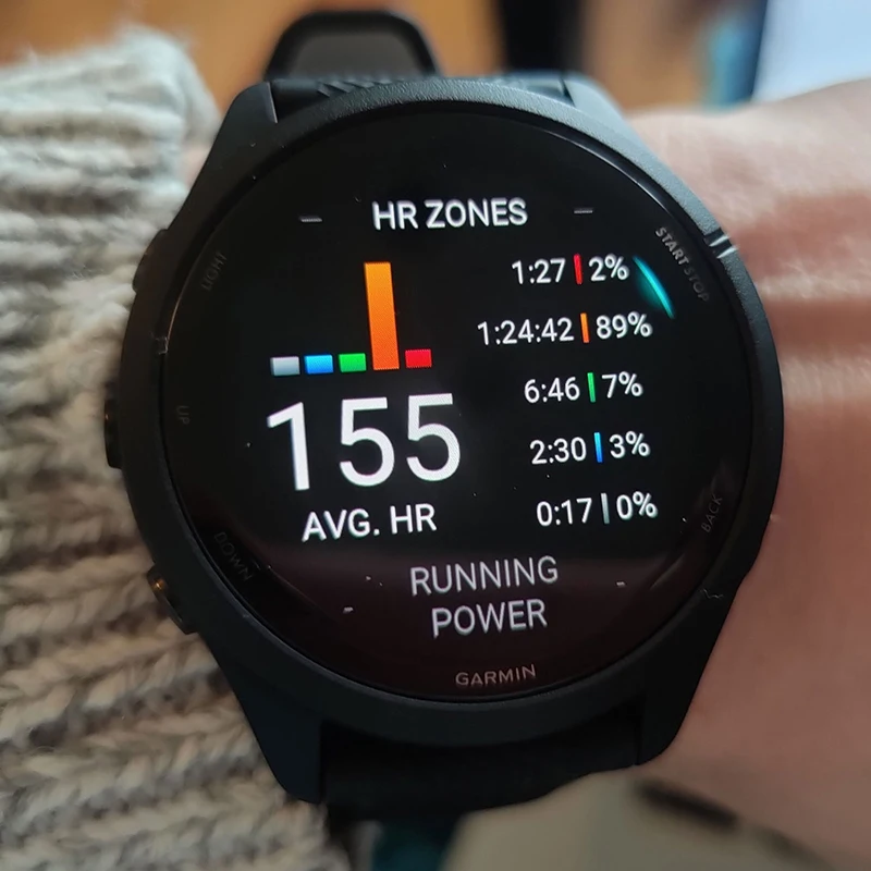 Garmin Forerunner 265 Sports Smartwatch da corsa GPS Touch screen con display AMOLED da 1,3 pollici - immagine 3