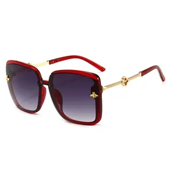 Luxury Square Designer Bee Sunglasses - Fashion Mirror Gradient Retro Eyewear UV400 (Sunglasses with case)