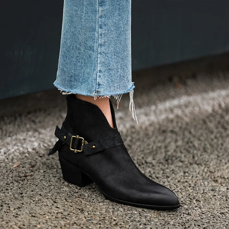 

Cowhide Thick Heels Ladies Shoes With Buckle Ankle Boots Side Zippers Women Winter Boots Pointed Toe Autumn Spring Short Boots