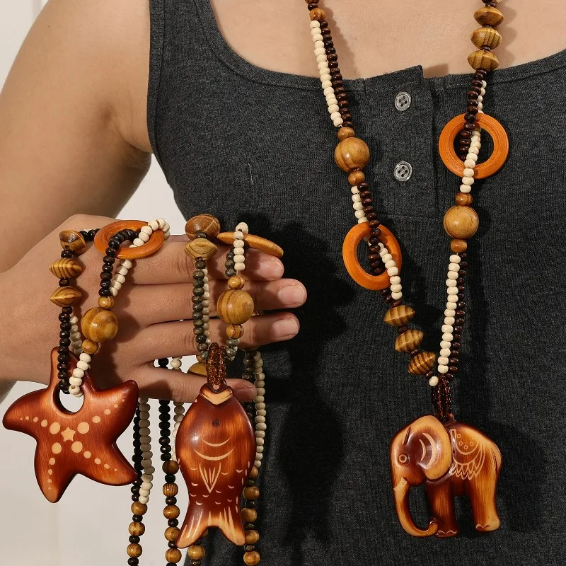 Vintage Boho Ethnic Style Long Handmade Bead Wood Star Pendant Necklace Sweater Chain for Women Fashion Neck Jewelry Party Gifts