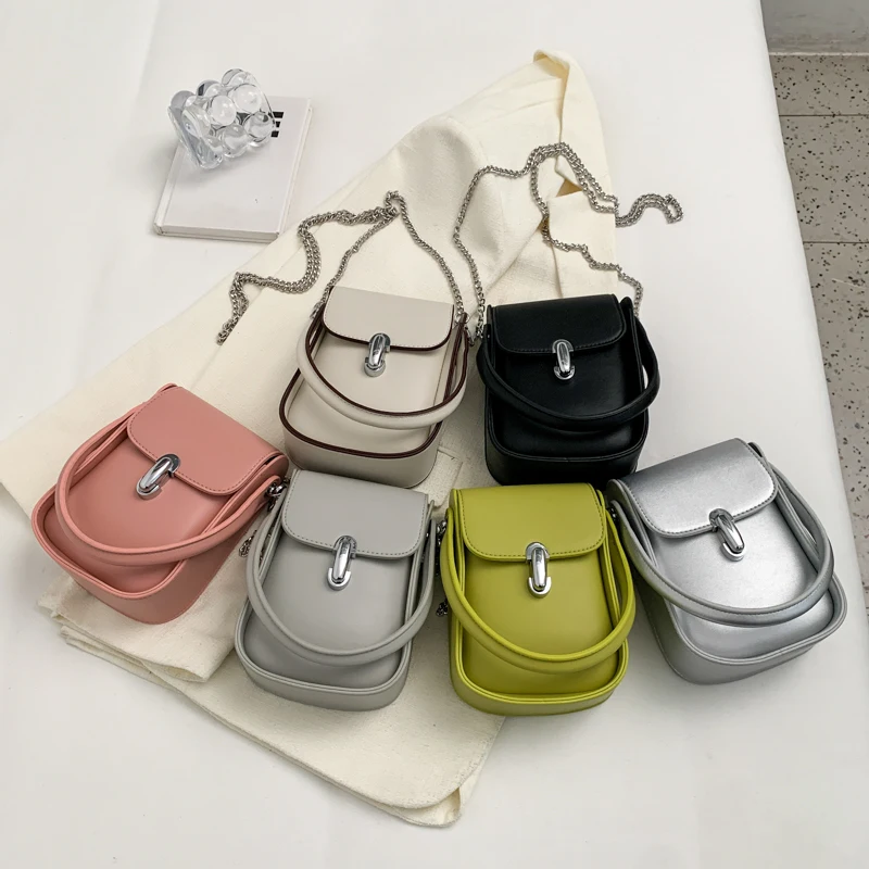 

French crossbody bags female fashion 2023 spring niche simple senior mini chain bags patent leather texture design mini handbags