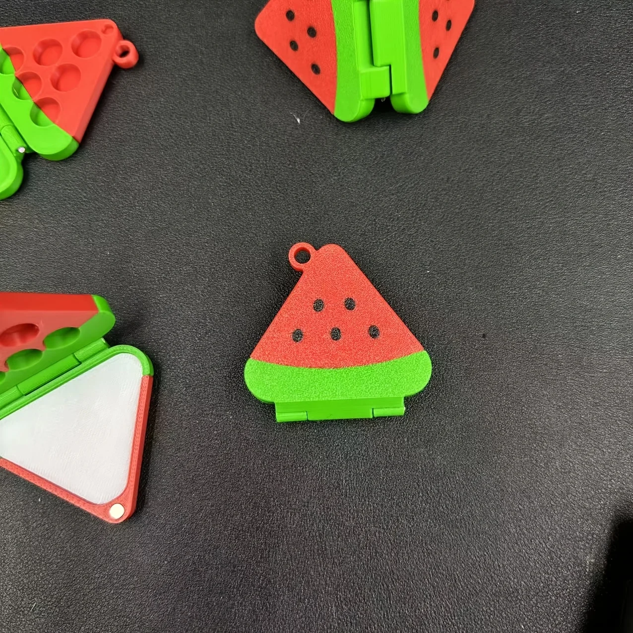 Graziosa Palette per Acquerelli a Forma di Anguria, Organizzatore per Pigmenti con Stampa 3D, Strumento Portatile per Pittura all'Aperto - immagine 6