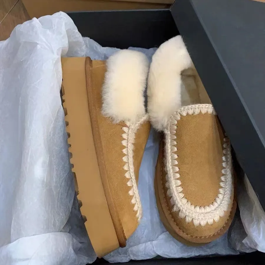 

Thick Soled Snow Boots for Women's 2023 New Winter Fur Plush and Thick Cotton Shoes