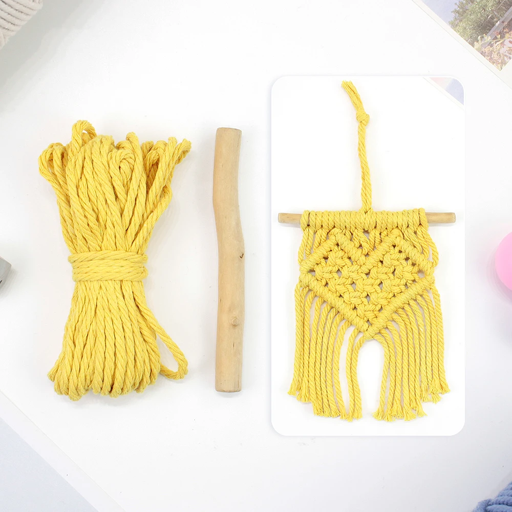Y02 Yellow