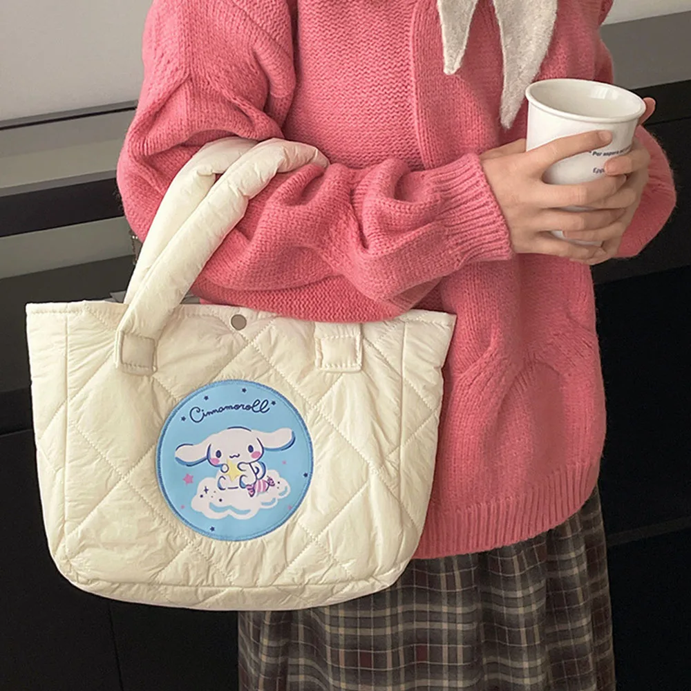 

Kawaii Cinnamoroll Hellokitty Kuromi Fashion Shoulder Messenger Bag Girl Autumn Winter Space Cotton Down Jacket Bag Handbag