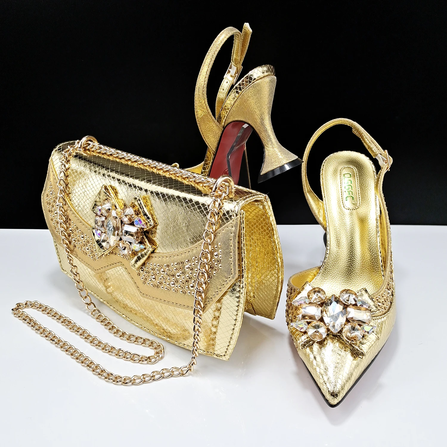 

QSGFC Nigeria Boutique Suits Party Shoes And Bags Set Italian Design High-Heeled Women's Shoes With Shiny Two-Purpose Bags