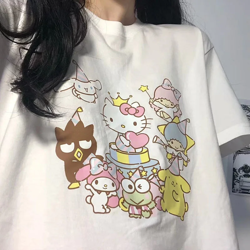 

2024 Kawaii Hello Kitty японское аниме из мультфильма женская летняя Новинка Круглый Вырез Свободный и универсальный Повседневный стиль с коротким рукавом