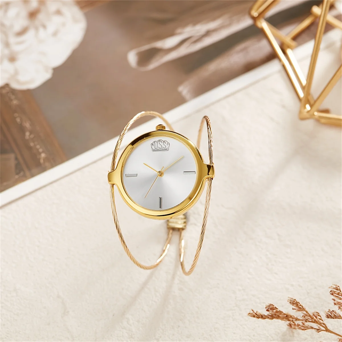 Women Watches Electronic Watch Ladies Quartz Watch