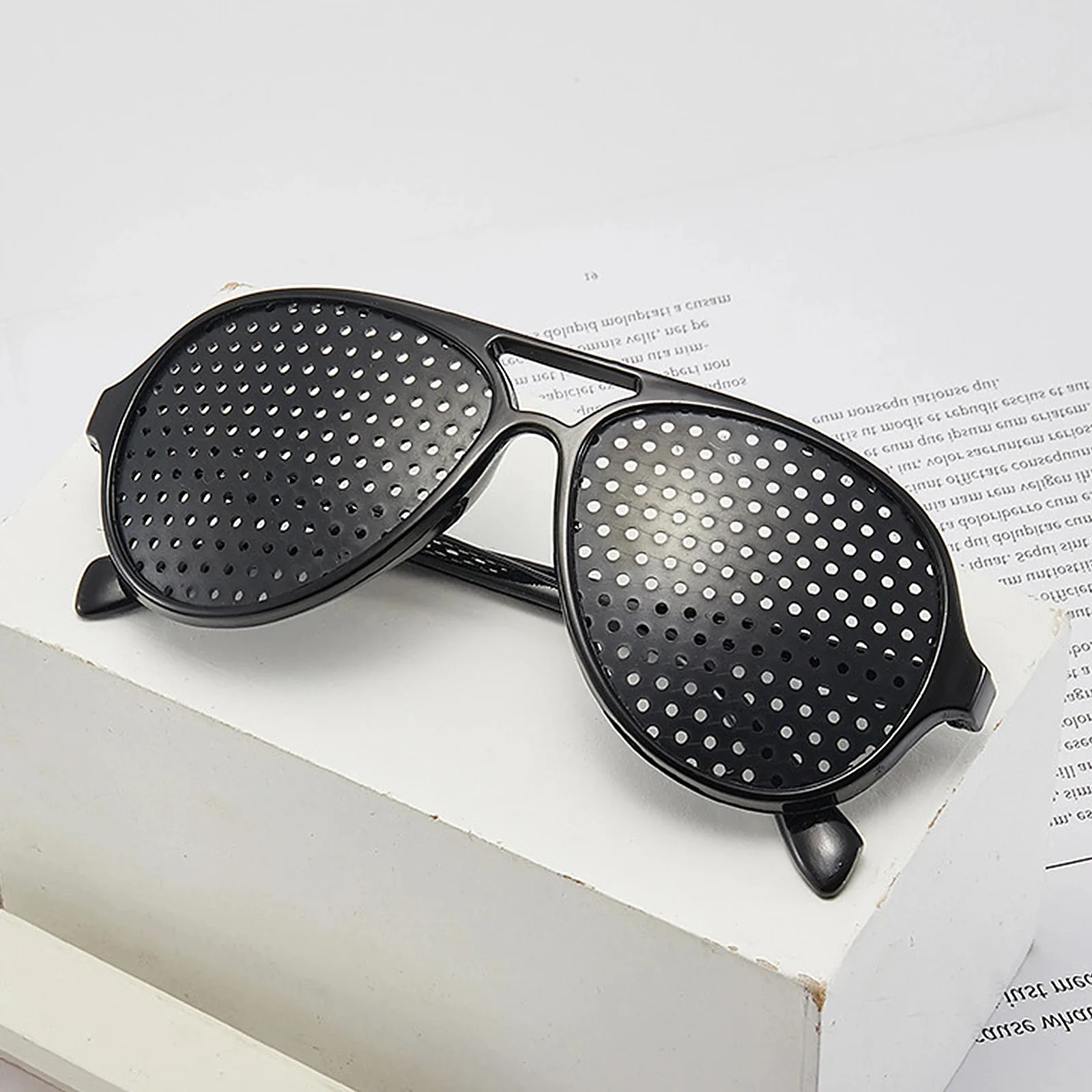 1/2/3PCS Anti-Myopie-Astigmatismus-Brille, Sehkorrektur-Loch-Brille, männliche und weibliche Sehverbesserungsbrille – Detail 3