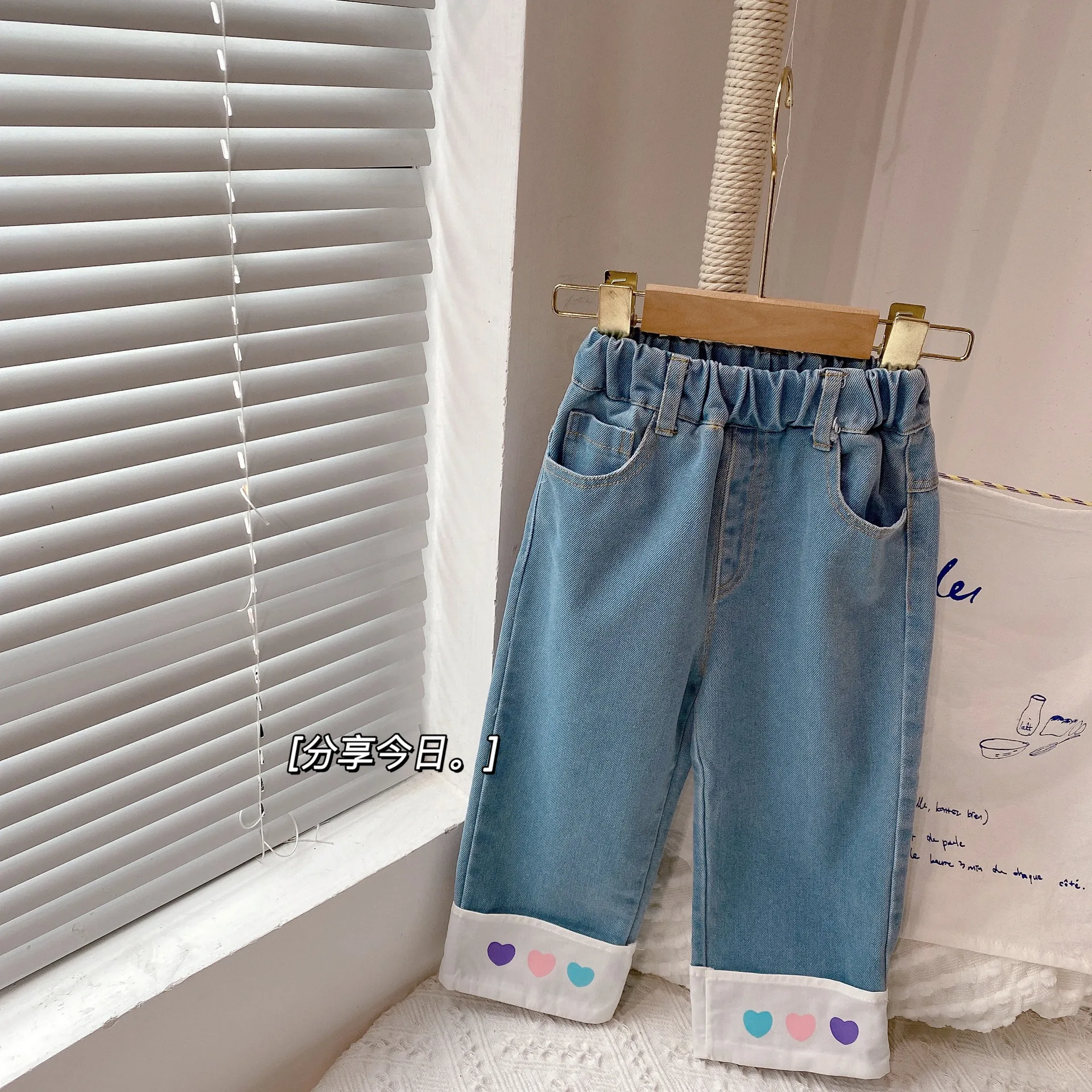 

Женские джинсы с широкими штанинами Love, прямые длинные брюки из денима в Корейском стиле, на возраст 1-8 лет, весна-осень