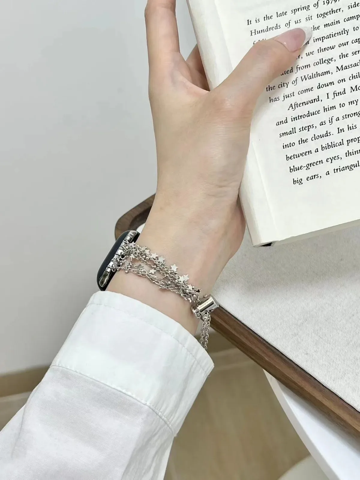 Cinturino per iWatch 42/44/45/46/49mm 38/40/41mm Cinturino per orologio in metallo alla moda per serie di orologi Ultra2 Serie 10/9/8/7/6/5/4/3/2/1_voghion.com