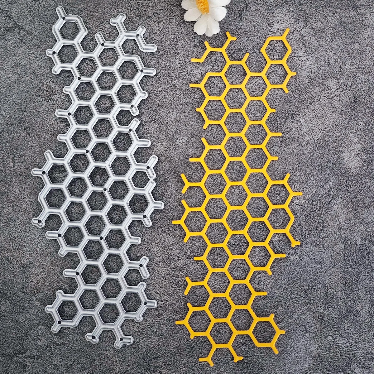 Metal Cutting Dies Honeycomb Stencils Scrapbooking Decorative Embossing Folder Carbon Steel Paper Card DIY