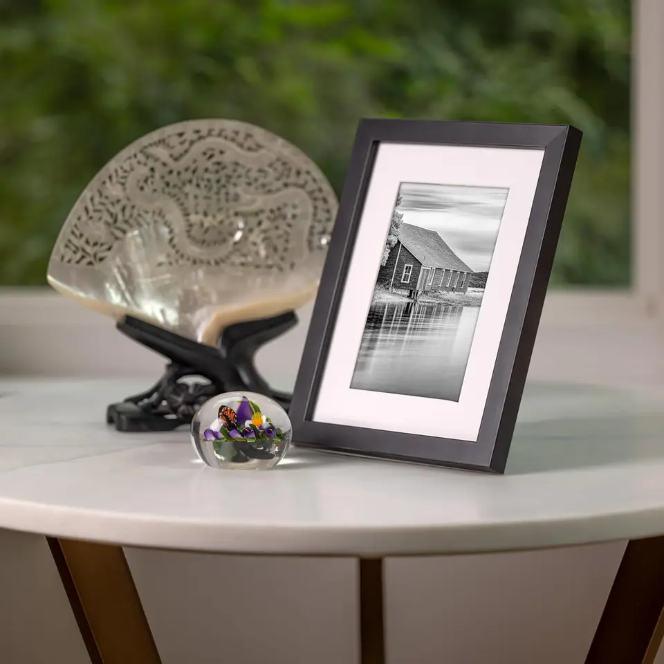 6x8 Tabletop Picture Frame for Stylish Memories