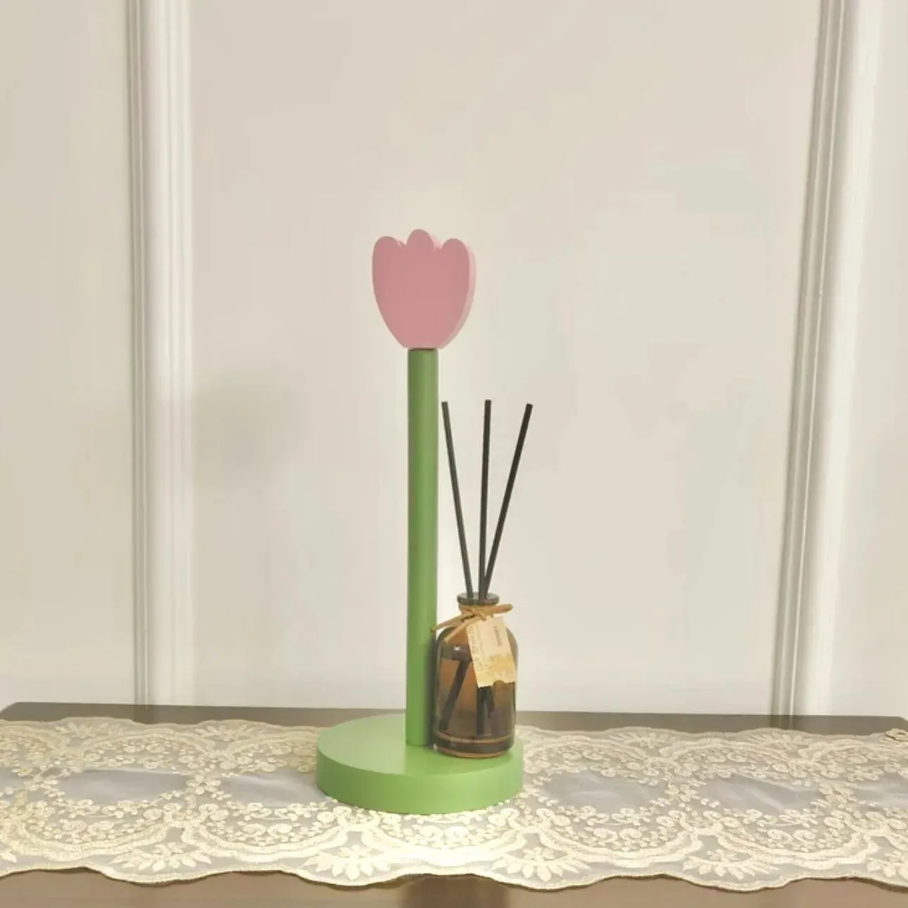 Flower Wooden Paper Towel Holder Creative Storage Shelf for Kitchen and Bathroom Bathroom Decoration paper towel holder