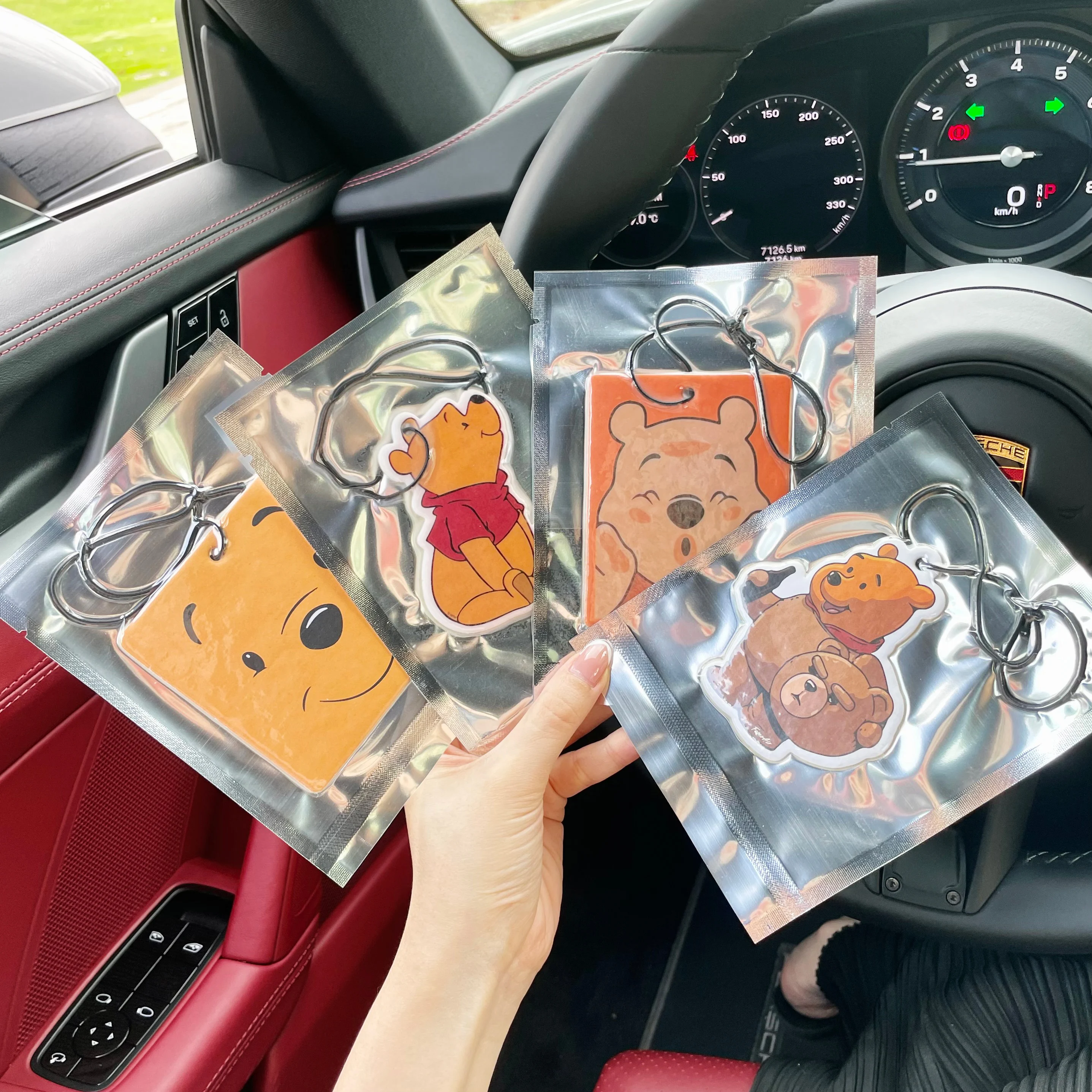 Winnie-the-Pooh-Car-Air-Freshener-Aroma-Fragrance-Pieces-Car-Deodorizer