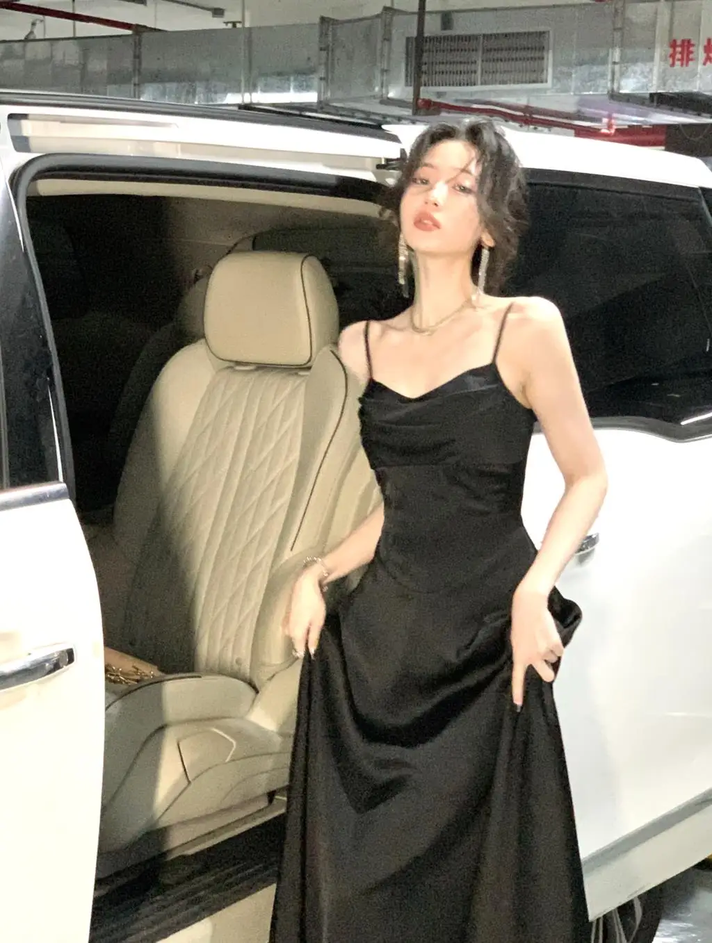 New Summer Satin Midi Dress Women Slim Spaghetti Strap Elegant Party Dresses Wedding Evening Birthday Backless Prom Robe Clothes