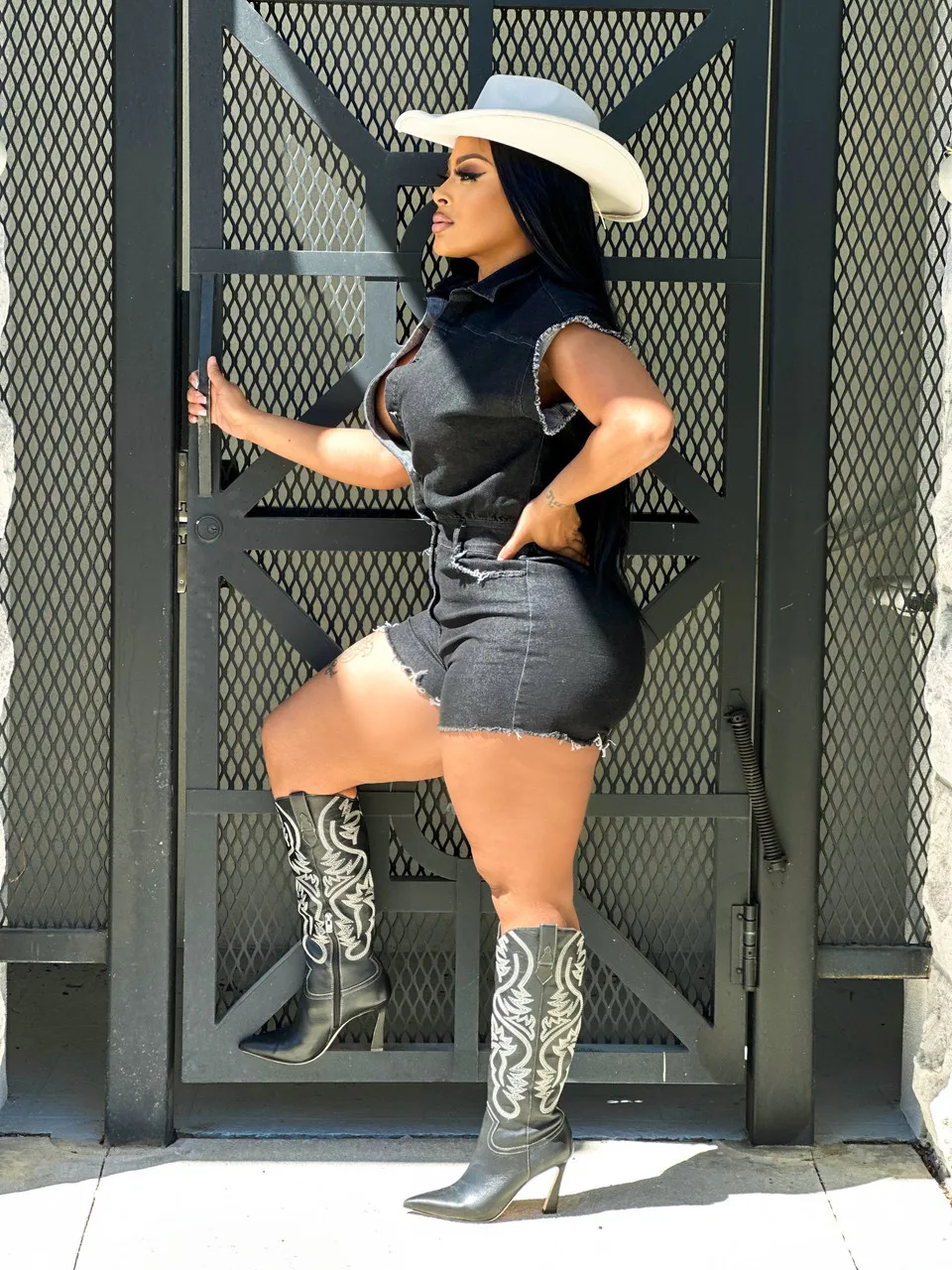 Women Short Sleeve Single Breasted Turn-down Collar Denim Short Jumpsuit Elastic Jeans One Piece Suit Romper Playsuits