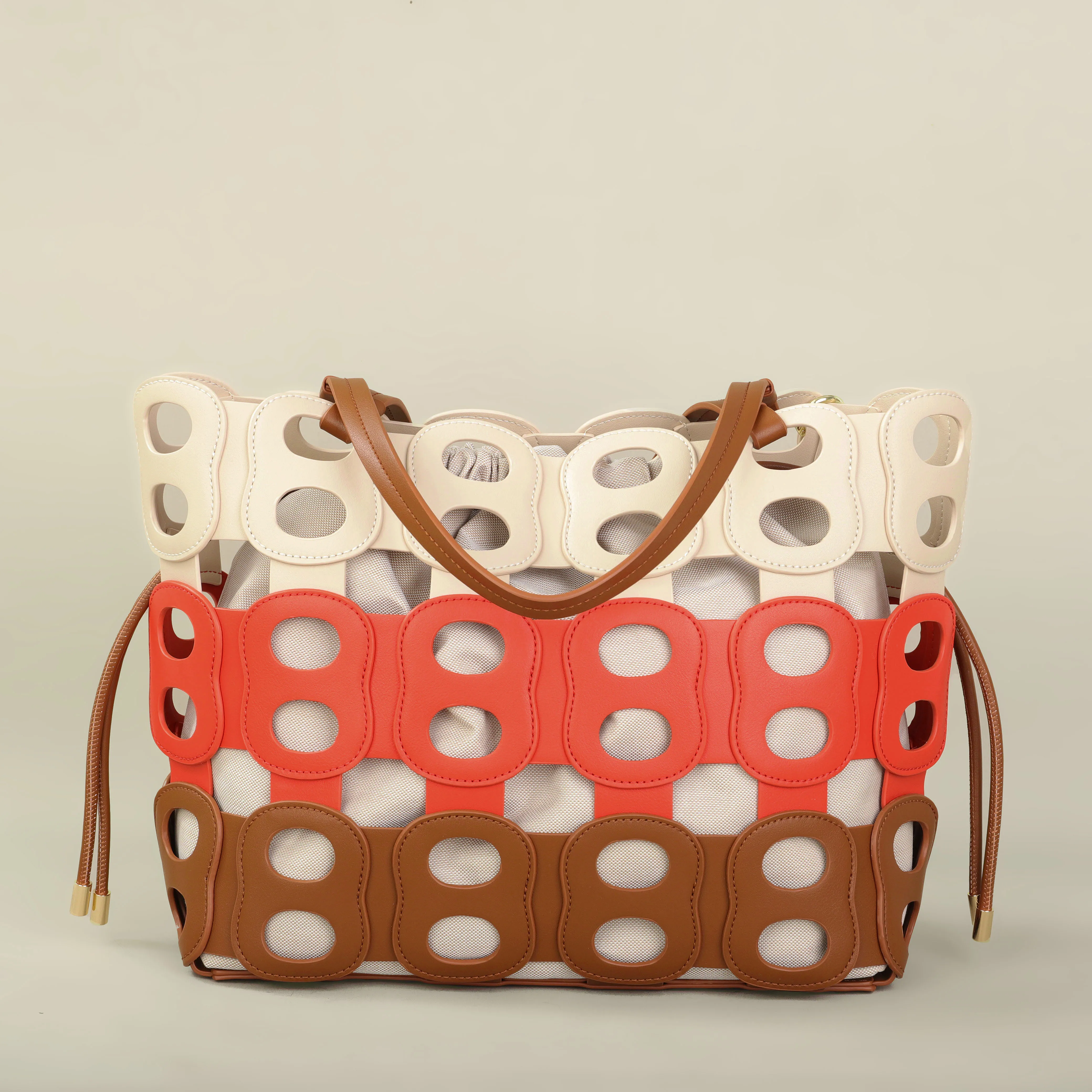 Letter pattern detail