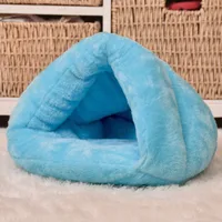 Polymères de chenil en peluche triangulaire pour animaux de compagnie, lit chaud pour chat, sac de couchage épaissi, maison pour petits chiens, fournitures pour chats, accessoires pour animaux de compagnie, hiver 2