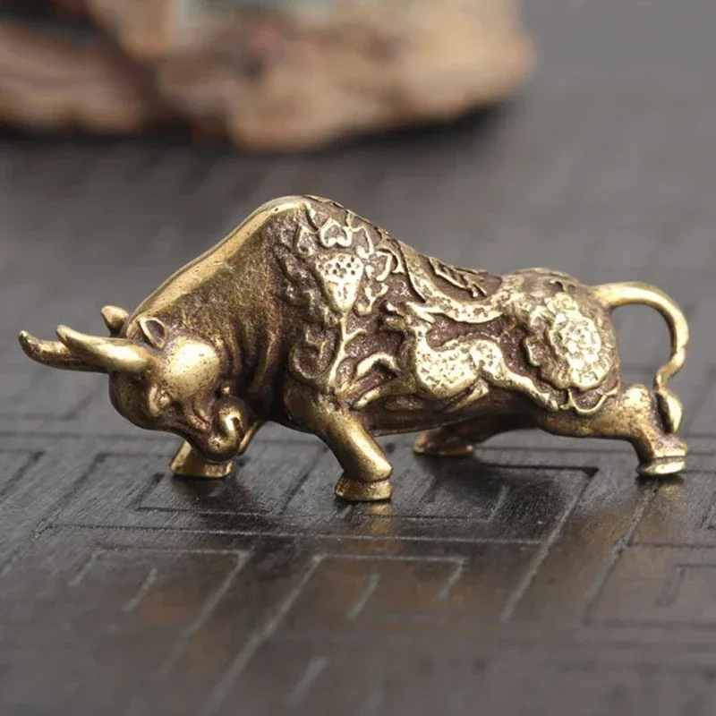 Brass Lucky Bullfighting Statue Home Decoration Copper Animal Mini Statue Brings Wealth Office Desk Decoration Crafts