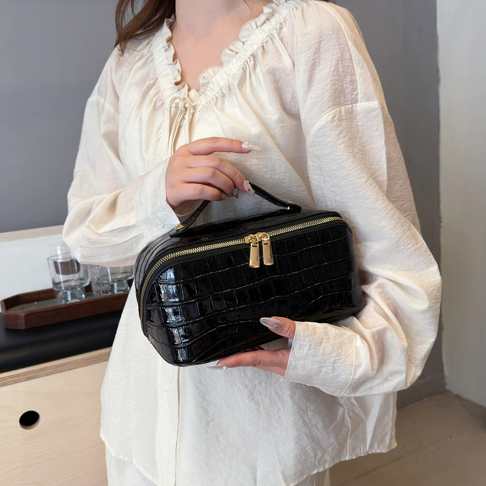 PU Leather Cosmetic Travel Bag for Women
