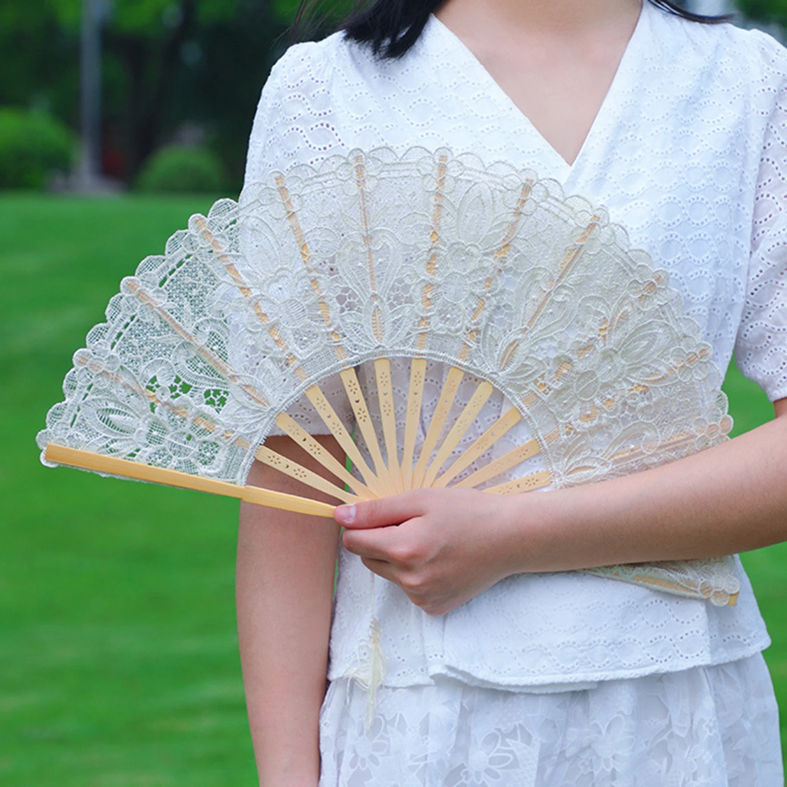 Portable Folding Fan 1Pc 23/27 cm Vintage Wood Lace Fan Tassel Hollow Ribs Dance Performance Party Photo Props for Wedding portable fan folding fan hand fan wooden hand fan