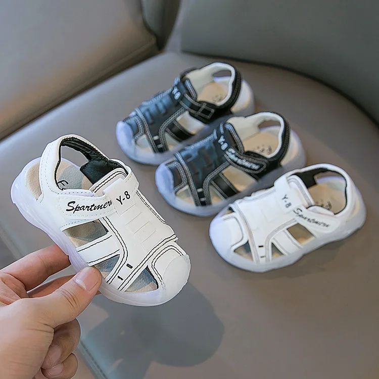 

Children's Summer Cartoon Toddler Sandals 1-3 Years Old Boys and Girls Children Package Head Anti-Kicking Sandals Baby Shoes