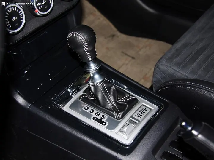 LANCER CY0A COVER,MT GEARSHIFT LEVER PARKING BRAKE dust cover