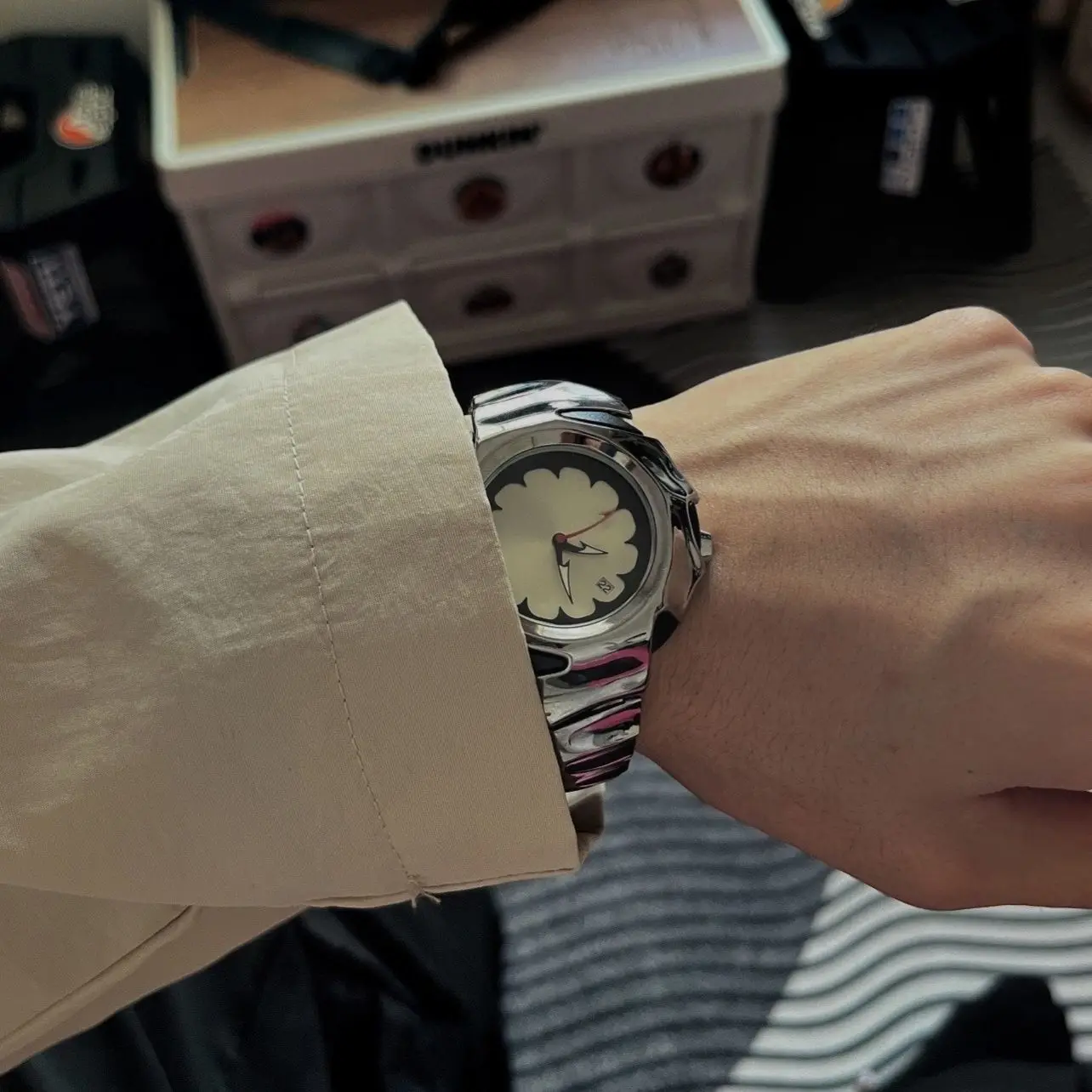 Mens Watch Oak Non Mechanical Waterproof Glow