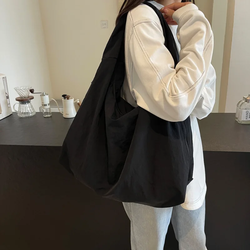 Solid Color Textured Draped Tote Bag for Women Large Capacity Shoulder Bag Versatile Lady Bags Shopping Bag 2