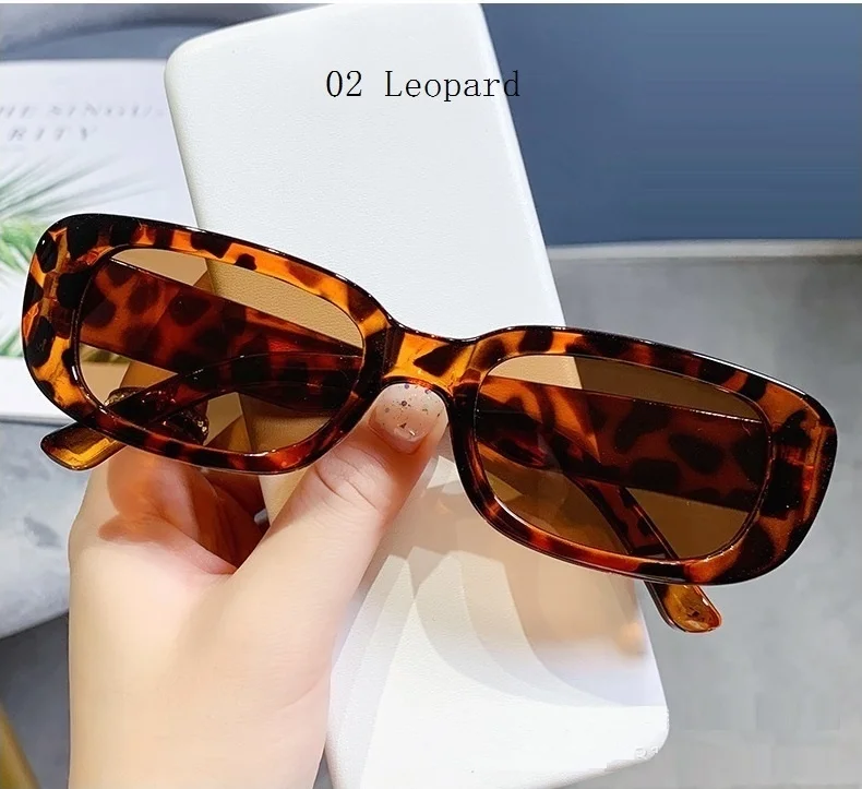 Elegant Women's Rectangular Sunglasses Vintage Style Eyewear_voghion.com