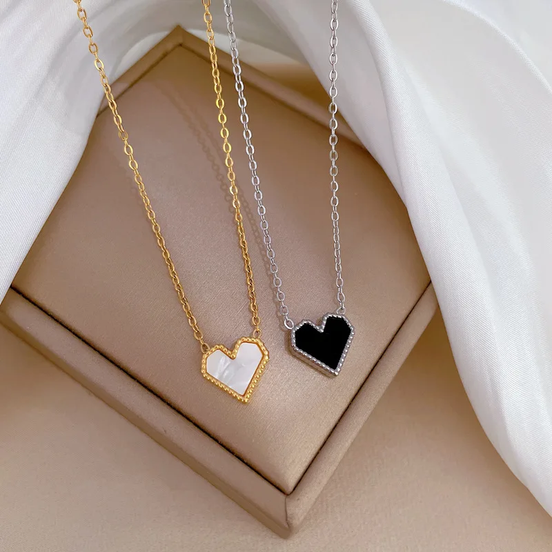 

LUCKY99 Stainless Steel White Fritillaria Heart Pendant Necklaces For Women Simple Cute/Romantic Love Choker Necklace Jewelry