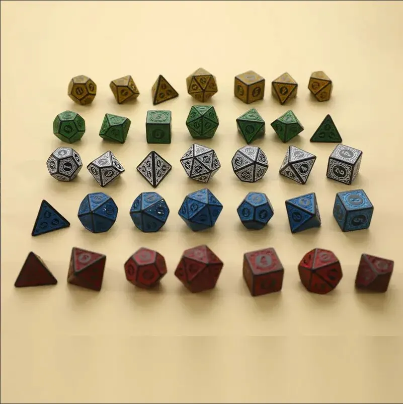 7PCS Polyhedron Dice Set With 7 Carved Patterns Game Dice Set, Gaming Gift-Add Fun To Your Board Games!