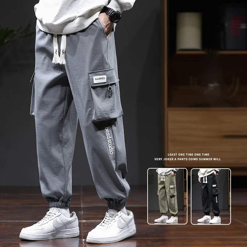 Description Picture 5 of itemWinter Men's Fleece Print Cargo Pants Outdoor Windproof Multi-pocket Slacks Men's Military-style Legging Cargo Pants