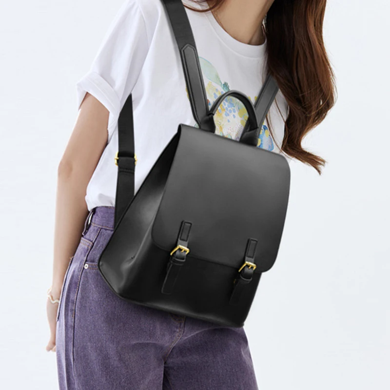 Backpack ladies large capacity PU leather fashion senior sense retro bag niche design new women's schoolbag wholesale