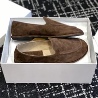 The new Lefu shoes are made of soft leather and feature a fitted silhouette with a classic circular scalp leather lining, which - Image 2