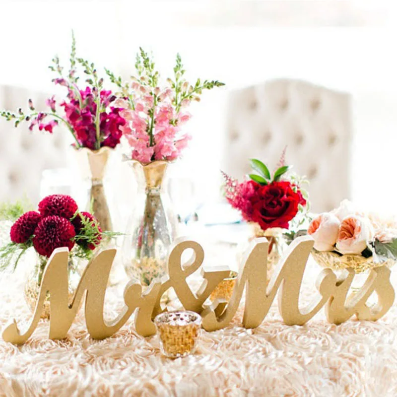 

Mr & Mrs Glittered Wooden Freestanding Wedding Table Display Signs Set Gold Wood Sign for Wedding Engagement Party Supplies