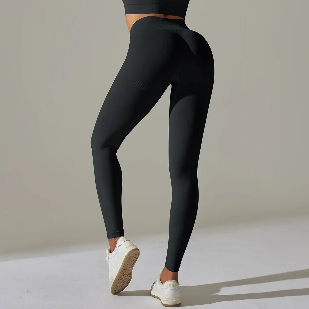 Women's Breathable Yoga Cropped Pants with High Waist and Hip Lifting, Peach Shaped Tight Running and Fitness Pants 4