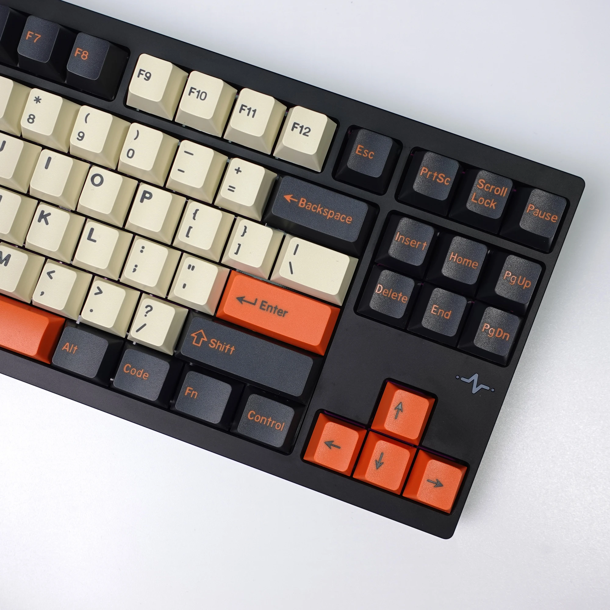S79abc72696c24883afceebb631d0f5cf7 - GMK Keycap UK Store