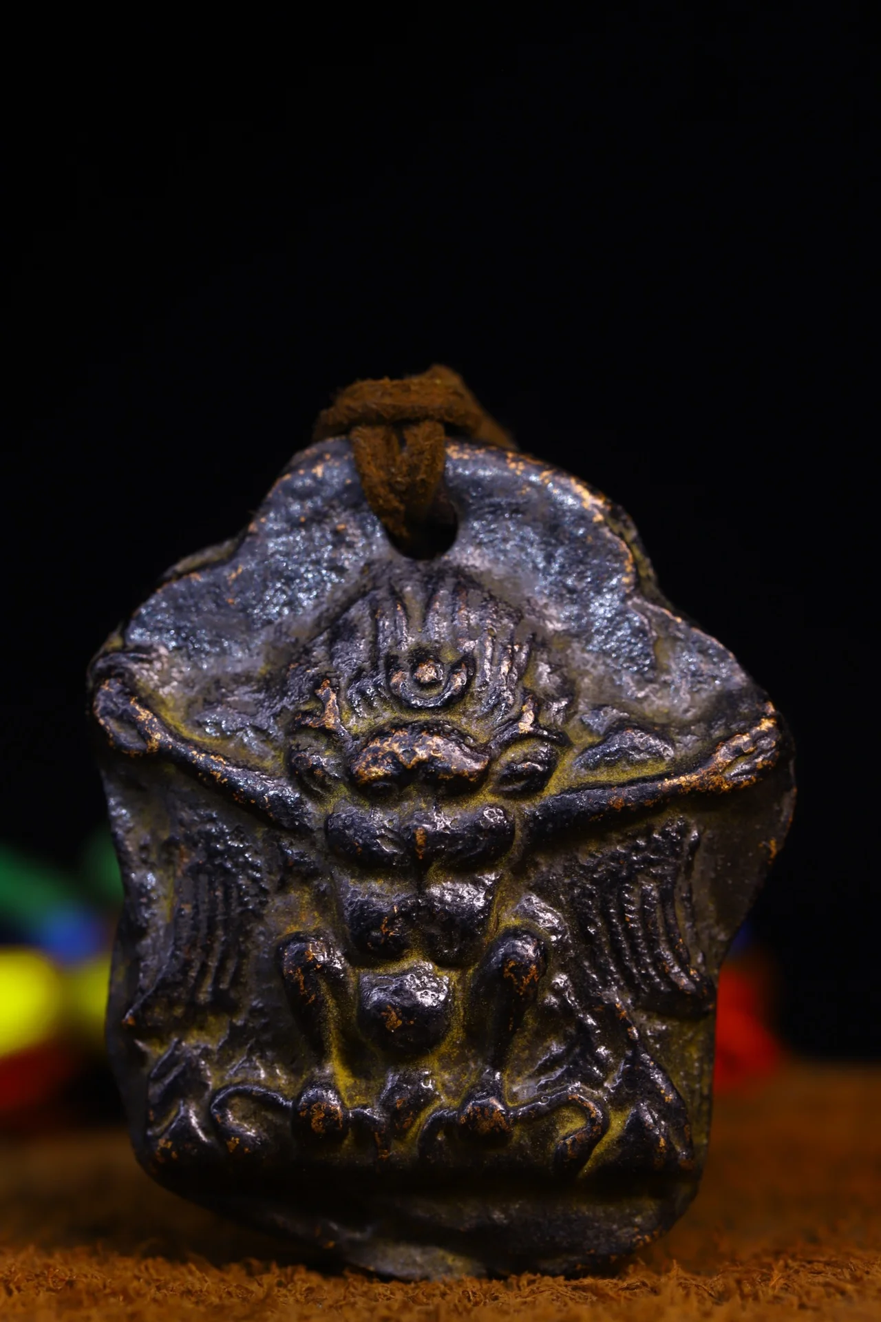 

2"Tibetan Temple Collection Old Bronze Buddha Card GARUDA Supanna Buddha Protector Amitabha Pendant Amulet Dharma Town house