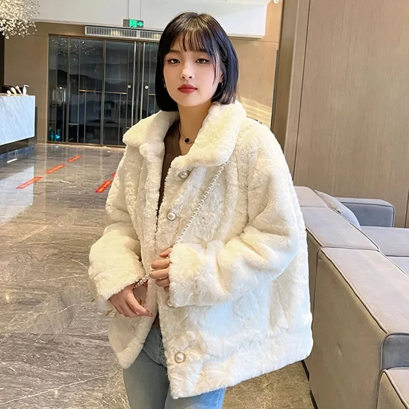 Brand Thickened Plush Outerwears Female Korean Clothing Winters Warm Fashionable lLamb Fur Coat Woman Winter  Luxuryoose plush
