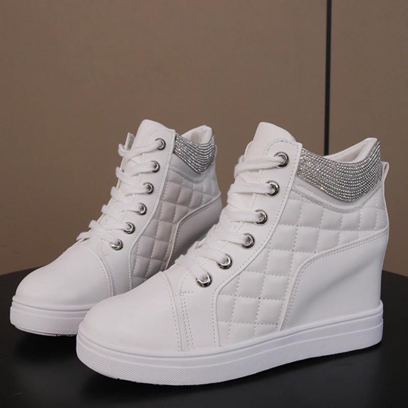 

Кроссовки женские на танкетке, Вулканизированная подошва, удобные уличные, повседневная обувь, черные