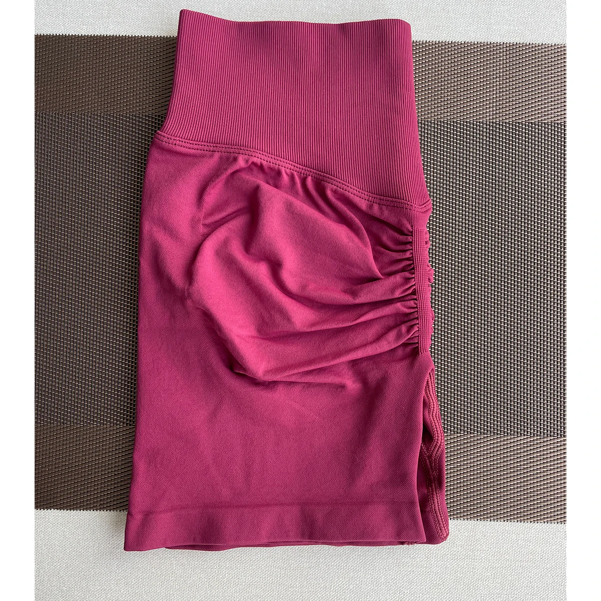 Light wine red