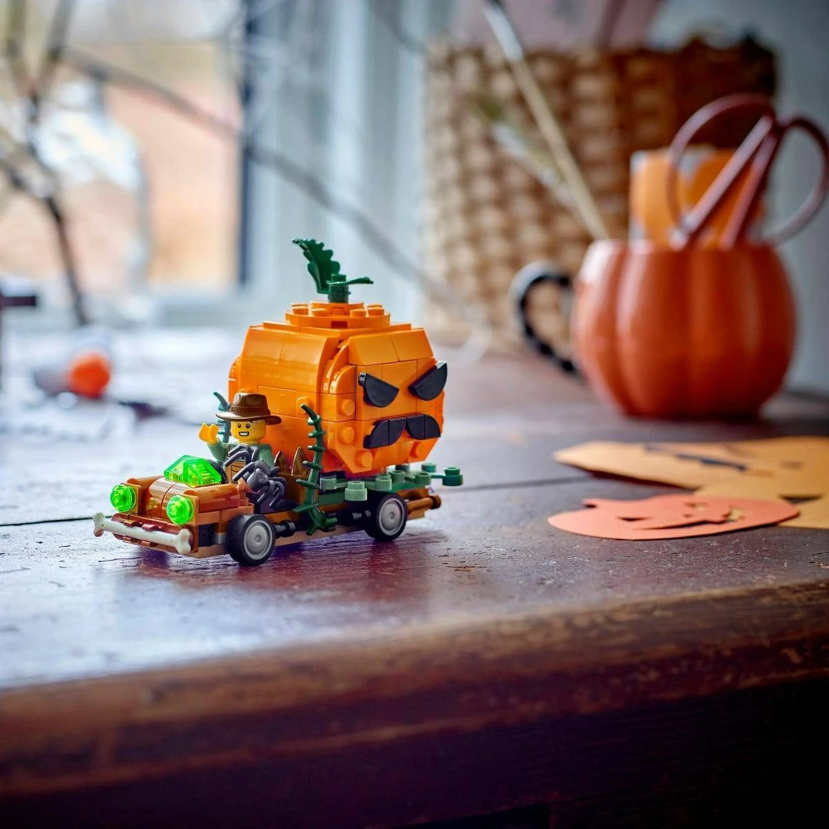 LEGO® Halloween Toy Jack-O'-Lantern Pickup Truck (40822