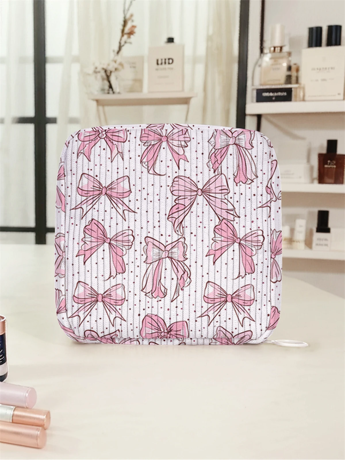 Butterfly pattern printed sanitary napkin storage bag, women's lightweight tissue bag, sanitary tissue bag